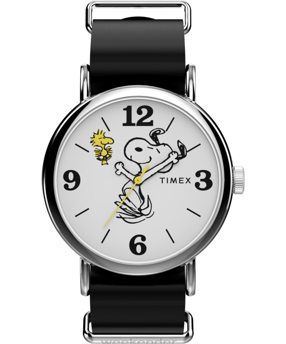 Peanuts® x Timex Weekender Snoopy 40mm Leather Strap Watch