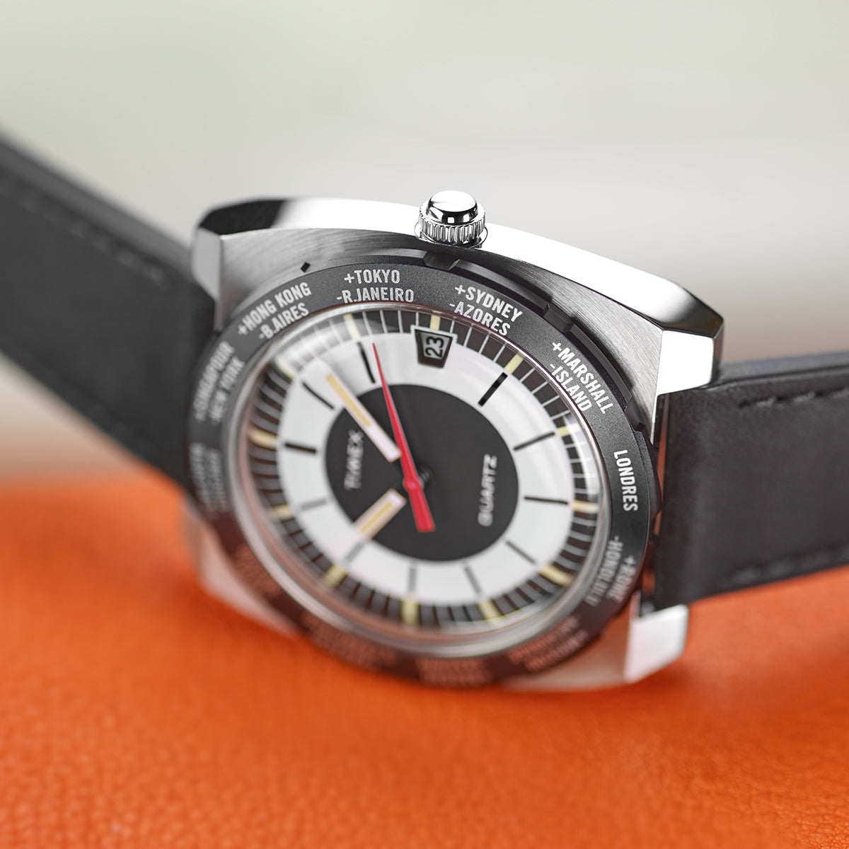 World Time Reissue 39mm Leather Strap Watch - TW2V69500 | Timex CA