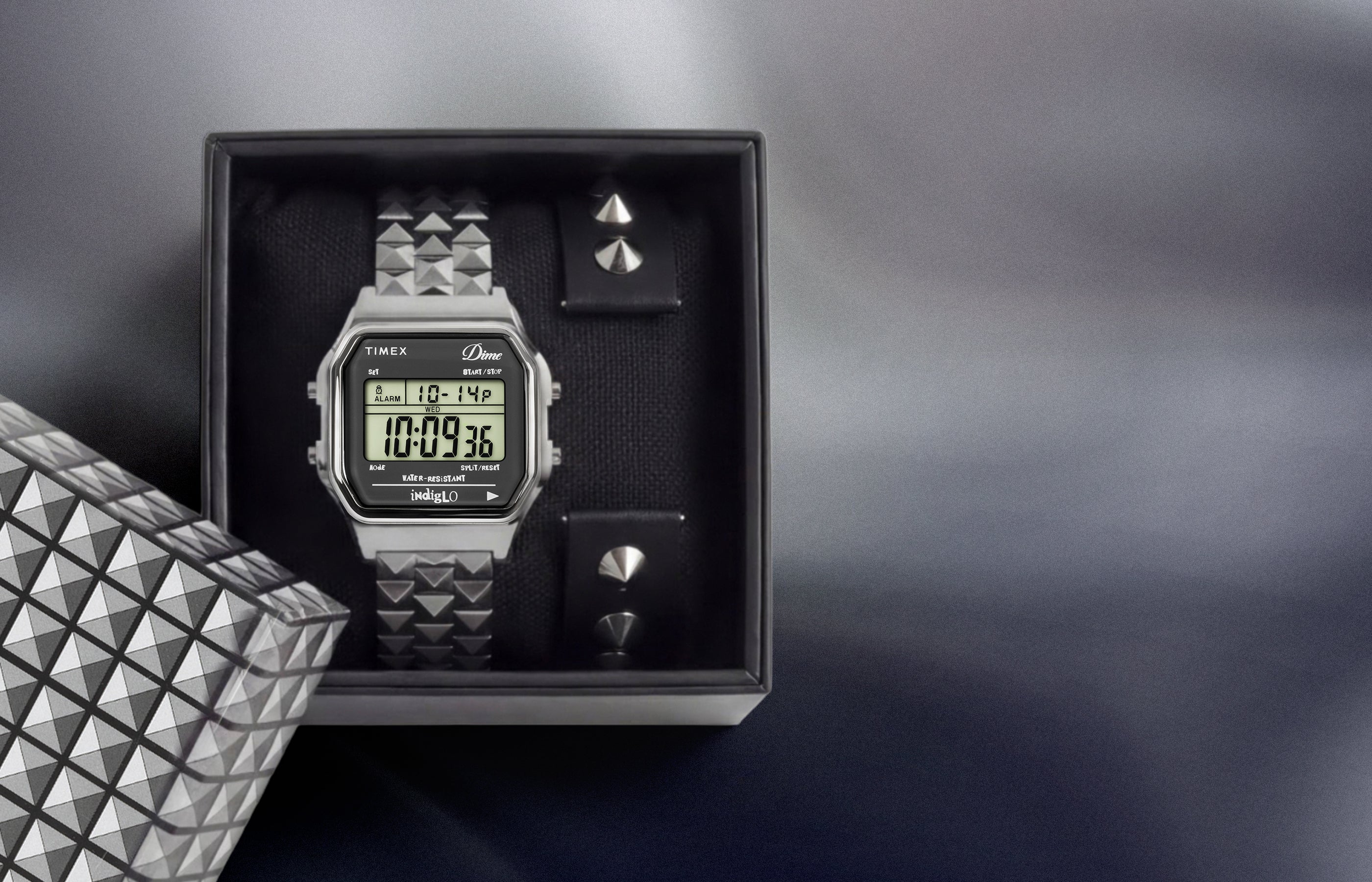 Timex Dime T80 Gift Set タイメックス ダイム Dime x Timex - Presented by END. 34mm Stainless Steel Bracelet