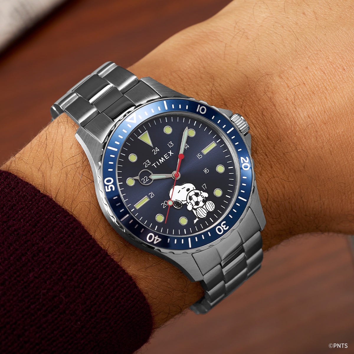 Peanuts® x Timex Navi Snoopy Soccer 41mm Stainless Steel Bracelet