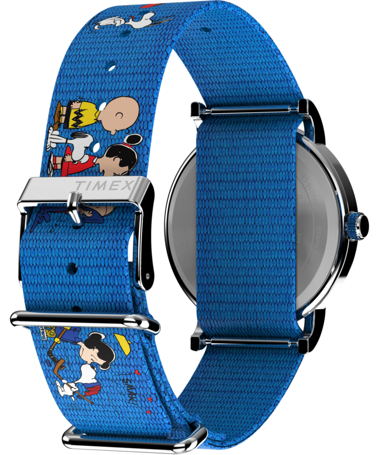 TW2W19400 Timex Weekender x Peanuts Gang's All Here 38mm Fabric Strap Watch Caseback with Attachment Image