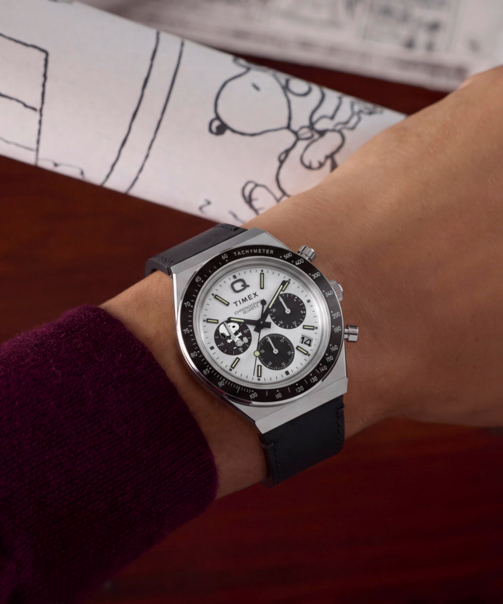 Peanuts® x Q Timex® Snoopy 40mm Leather Strap Watch - TW2W68900