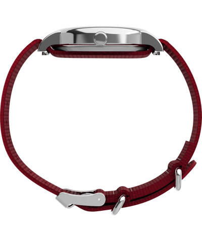 TW2Y11700 Peanuts® x Timex Weekender Balloon 38mm Fabric Strap Watch Profile Image