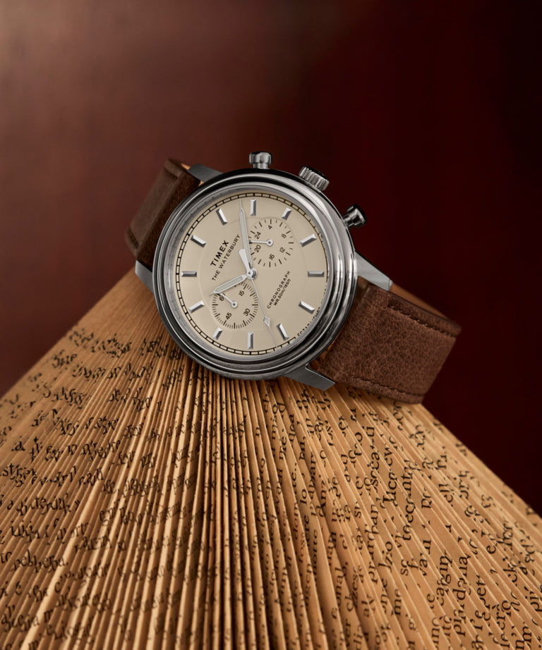 TW2Y23500 Waterbury Metropolitan Chronograph 41mm Leather Strap Watch  Campaign Key Silhouettes (Beauty shots) Image