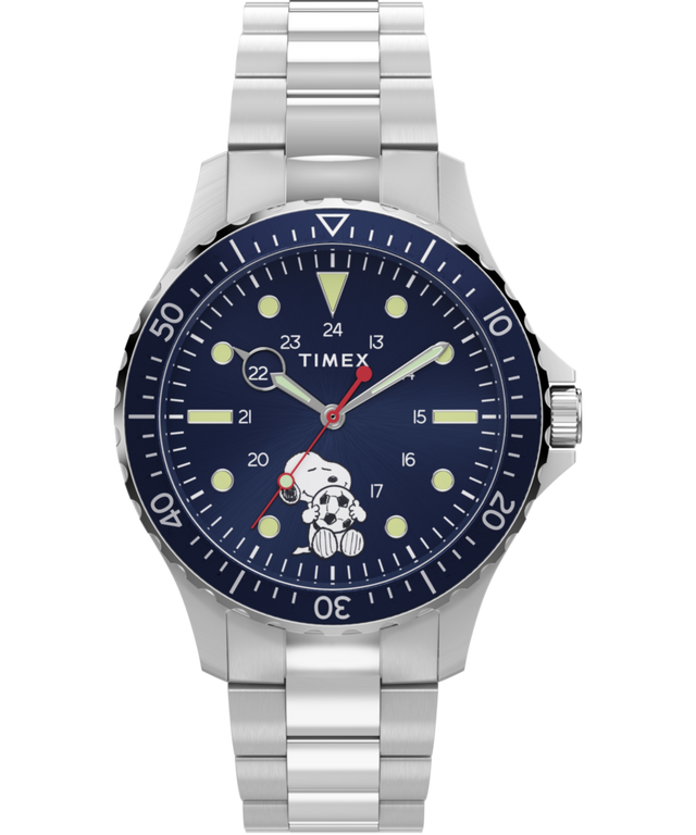 Peanuts® x Timex Navi Snoopy Soccer 41mm Stainless Steel Bracelet Peanuts® x Timex Navi Snoopy Soccer 41mm Stainless Steel Bracelet
