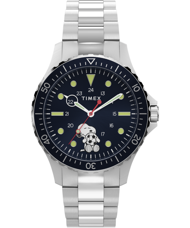 TW2Y53900 Peanuts® x Timex Navi Snoopy Soccer 41mm Stainless Steel Bracelet Watch Primary Image