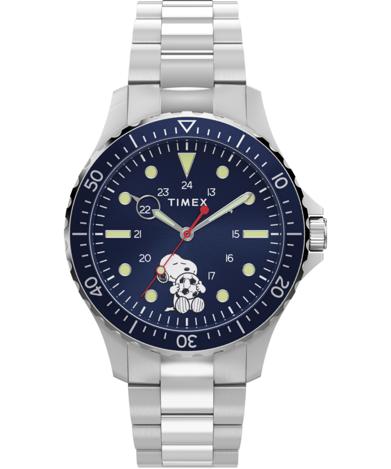 TW2Y53900 Peanuts® x Timex Navi Snoopy Soccer 41mm Stainless Steel Bracelet Watch Primary Image