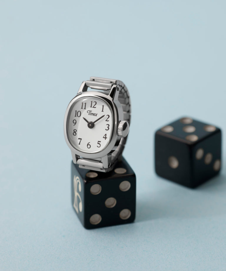 TW2Y70700 Cavatina® Mini 16mm Stainless Steel Expansion Band Ring Watch Campaign Key Silhouettes (Beauty shots) Image