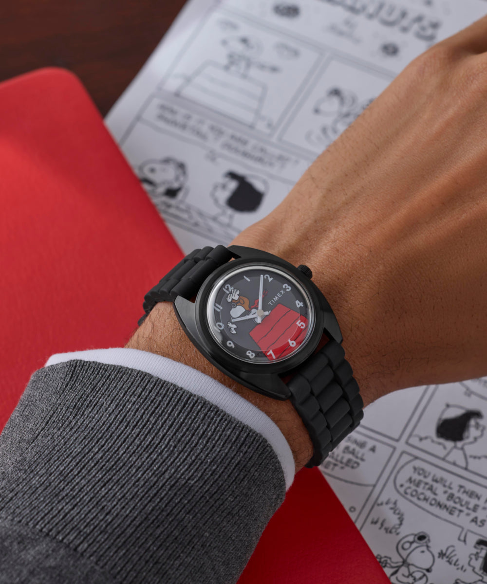 タイタン p706p5g Peanuts® x Timex 1979 Reissue Inspired 37mm Silicone Strap Watch