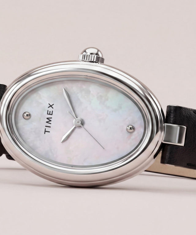 TW2Y86400 Cavatina® Luxe 22mm Leather Strap Watch Campaign Key Silhouettes (Beauty shots) Image